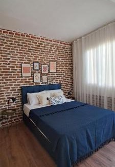 Sur House | Ava House