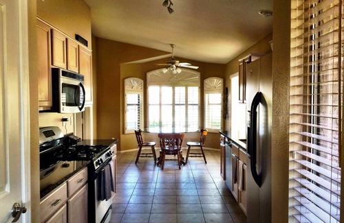 Desert Ridge House | Available Thanksgiving, Christmas & New Year’s! FAMILY HOUSE w POOL & HOT TUB!