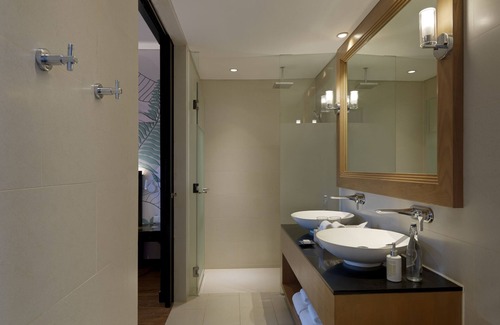 Mai Khao Hotel | Avani+ Mai Khao Phuket Suites