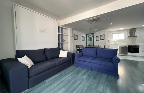 Roses Town Center Apartment | Avenida 5C - Two Bedroom Apartment, Sleeps 6