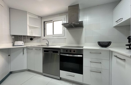 Roses Town Center Apartment | Avenida 5C - Two Bedroom Apartment, Sleeps 6