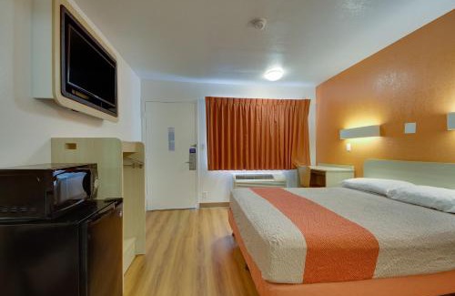 Muskogee Hotel | Avera Suites