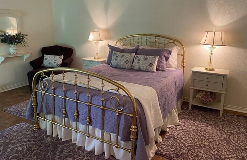 Tyler House | Avian Excellence 5 min to hospitals, downtown restaurants, High Speed Internet