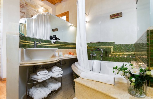 Old Town Rethymnon Hotel | Avli Lounge Apartments