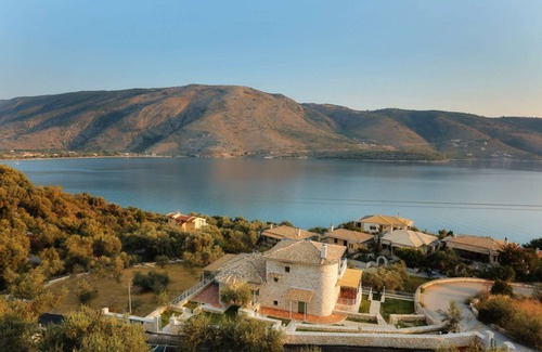 Igoumenitsa House | Avra - Luxury Villa for 6 people with panorama view and pool