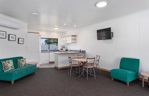 Whakatane Hotel | Awa Motel