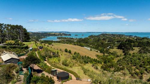 Palm Beach House | Awaawa Yurts - Tāne