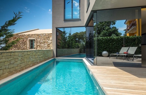 Mugeba Villa | Award-winning designer villa with sea view and wellness for 10 persons in Poreč