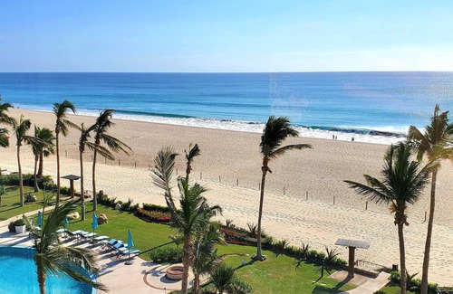 Zona Hotelera Condo | Award-winning Designer- Stunning Penthouse - Ocean Front Views - Prime location!