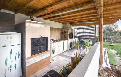 Comiso Apartment | Awesome Apartment In Comiso With Kitchen