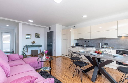 Selce Apartment | Awesome apartment in Crikvenica