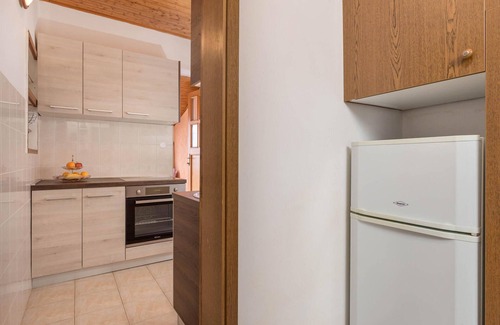 Opric Apartment | Awesome apartment in Lovran with WiFi