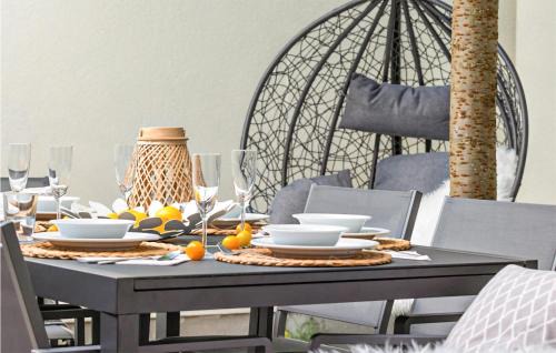 Pogorzelica Apartment | Awesome Apartment In Pogorzelica