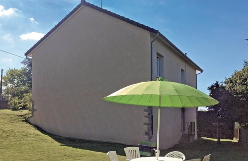 Peyrat-le-Chateau House | Awesome home in Peyrat le Château