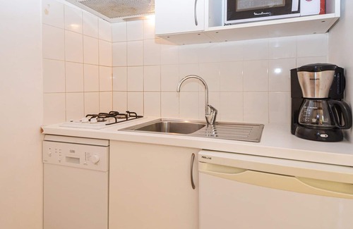 Mejannes-le-Clap House | Awesome home in Mejannes le Clap