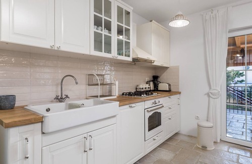 Ribarica House | Awesome home in Cesarica with sauna