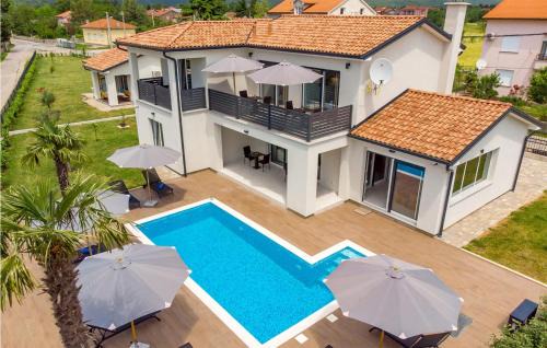 Sarsoni House | Awesome Home In Drazice With Wifi