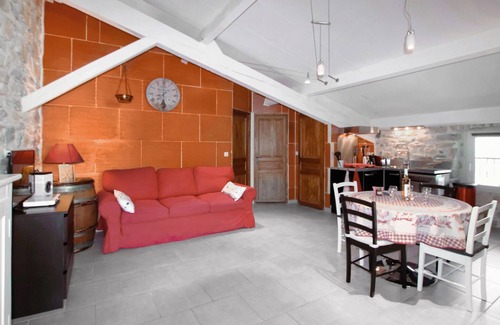 Grospierres House | Awesome home in Grospierres with sauna