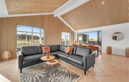 Harboore House | Awesome Home In Harboøre With Kitchen