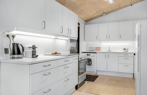 Hornbaek House | Awesome home in Hornbæk with WiFi