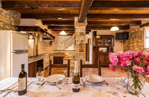 Kosinozici House | Awesome home in Kosinozici with kitchen