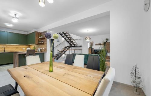 Susica House | Awesome Home In Murter