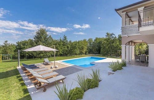 Pazin House | Awesome home in Pazin