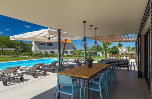 Lasici House | Awesome home in Porec