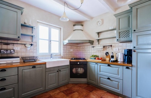 Fazana House | Awesome home in Pula with sauna