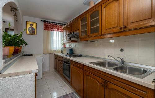 Vintijan House | Awesome Home In Pula With Sauna