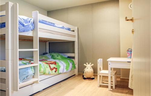 Stavele House | Awesome Home In Stavele With Wifi