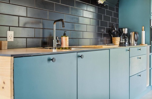 Marielyst House | Awesome home in Væggerløse with kitchen