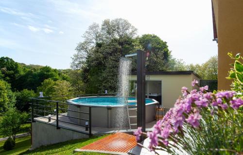 Sveti Ilija House | Awesome Home In Zigrovec With Sauna