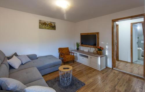 Sveti Ilija House | Awesome Home In Zigrovec With Sauna