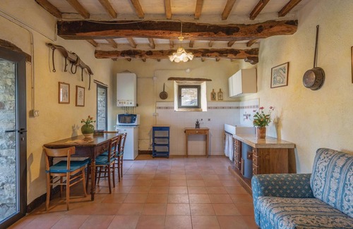 Pieve Santo Stefano House | Awesome home in Pieve S. Stefano AR
