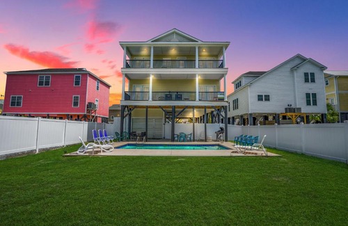 Garden City House | Awesome Views