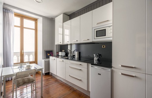 Bilbao City Centre Apartment | AYALA