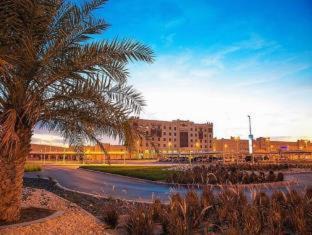 Al Ain Hotel | Ayla Bawadi Hotel & Mall
