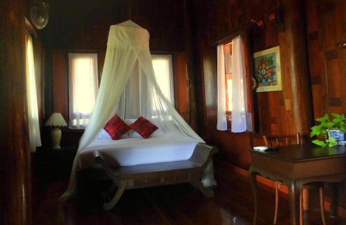 Phu Khao Thong Resort | Ayutthaya retreat