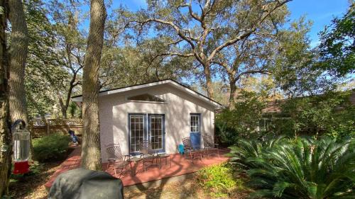 Jekyll Island Apartment | AZALEA COTTAGE DUPLEX Duplex