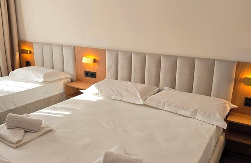 Dhermi Hotel | Azure Hotel Dhermi