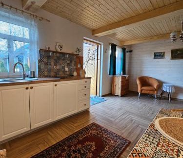 Dubicze Cerkiewne House | Błękitny Domek- dom i dwa oddzielne apartamenty