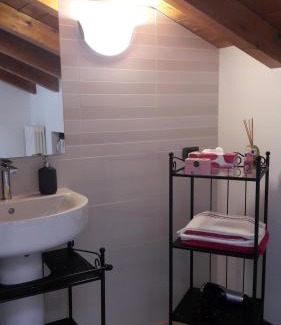 Lecco Bed & Breakfast | B&B Como Lake Cottage