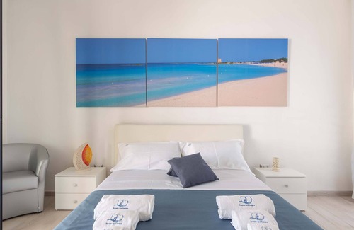 La Strea House | B&B Dreams and Delights - Familiare Street View