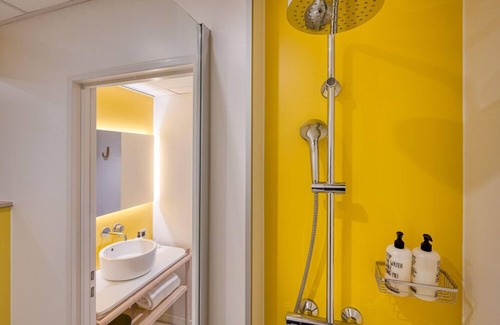 Ixelles Hotel | B&B HOTEL Brussels Centre Louise