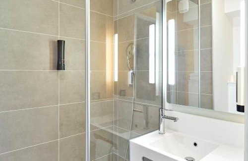 Clichy-Sous-Bois Hotel | B&B HOTEL Paris Clichy-sous-Bois 3 étoiles