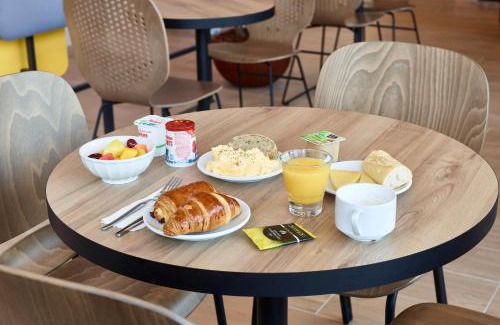 Clichy-Sous-Bois Hotel | B&B HOTEL Paris Clichy-sous-Bois 3 étoiles