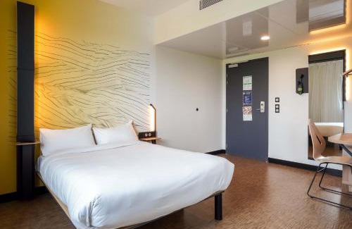 14th Arrondissement Hotel | B&B HOTEL Paris Porte d'Orléans