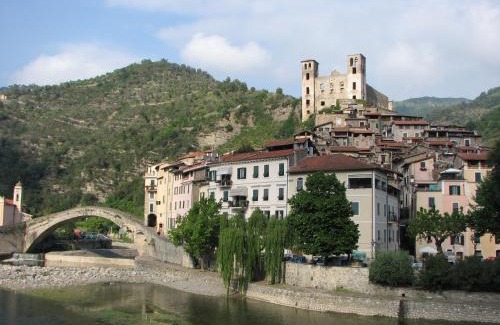 Dolceacqua Apartment | B&B I Girasoli