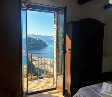 Scilla Bed & Breakfast | B&B La Bastia